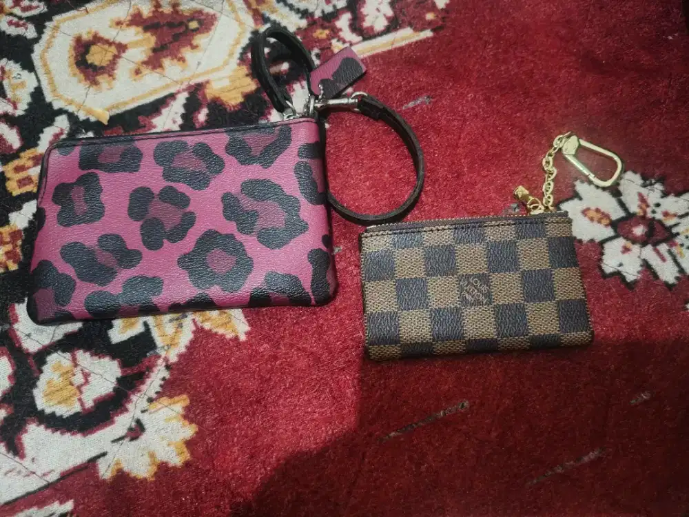 Dompet wanita coc dan lv