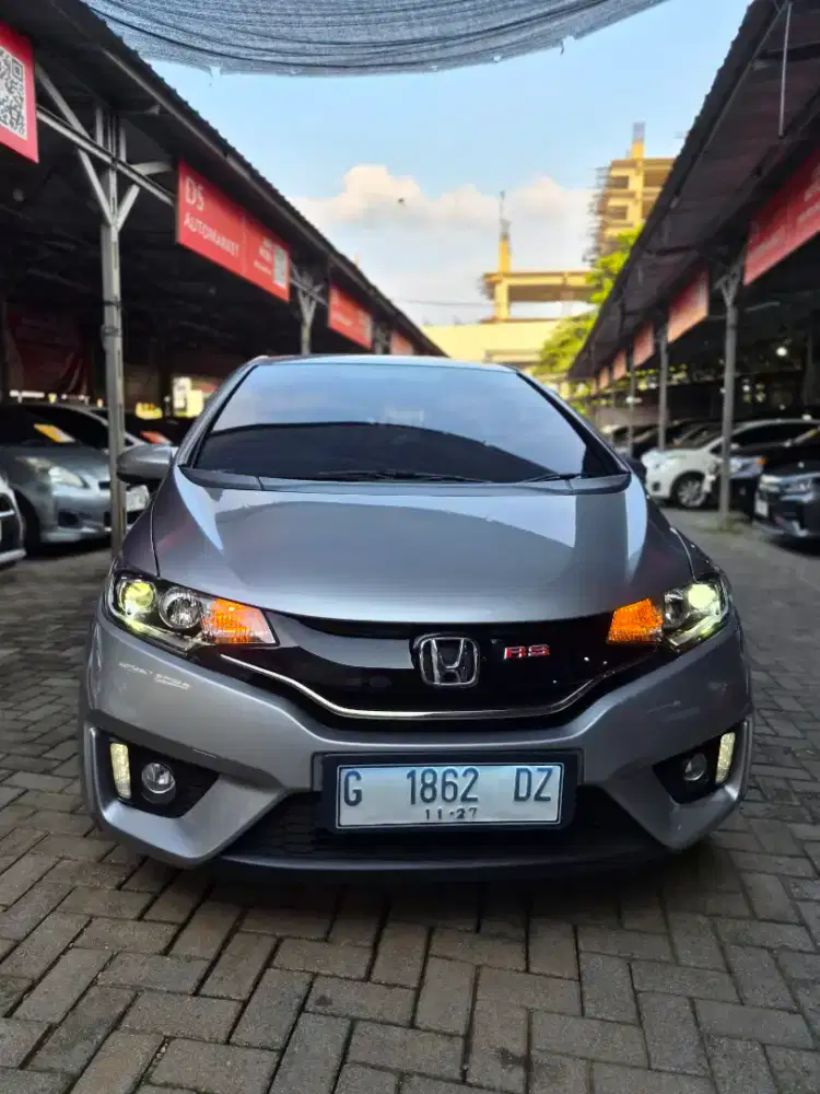 Honda Jazz RS Matic AT 2017 istimewa tk brio yaris