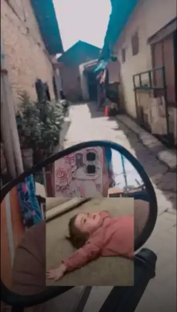 Saya tukang ojek