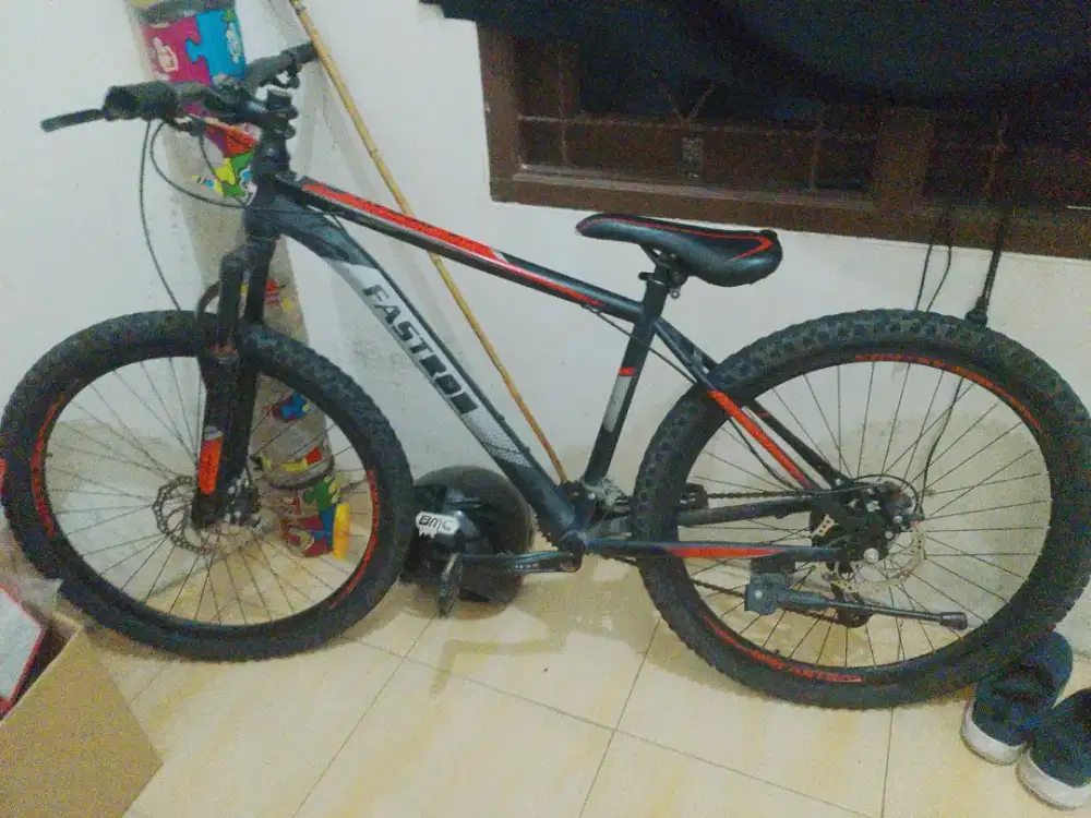 Sepeda merek fastron
