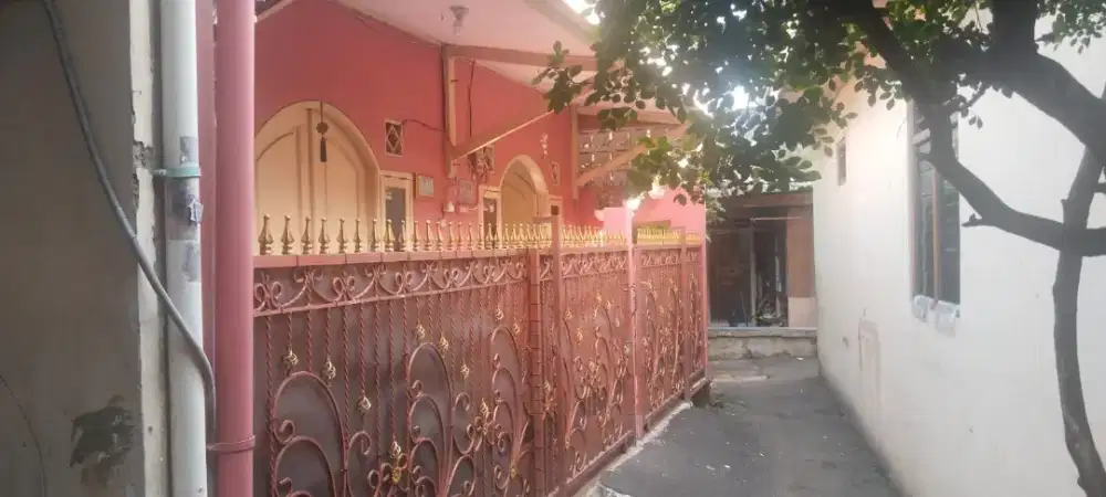 Di jual rumah tinggal 9 meter x 12 meter  (  NEGO)
