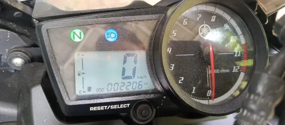 R15 Original KM 2200