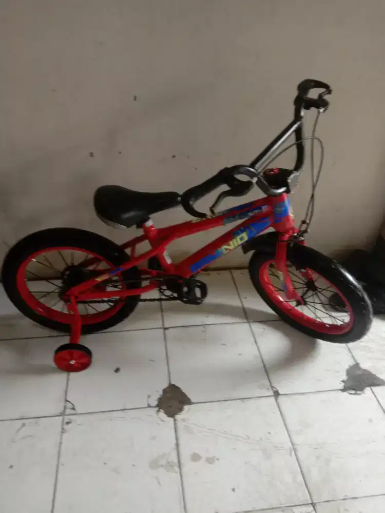 Jual sepeda BMX merk  ERMINIO UK 16