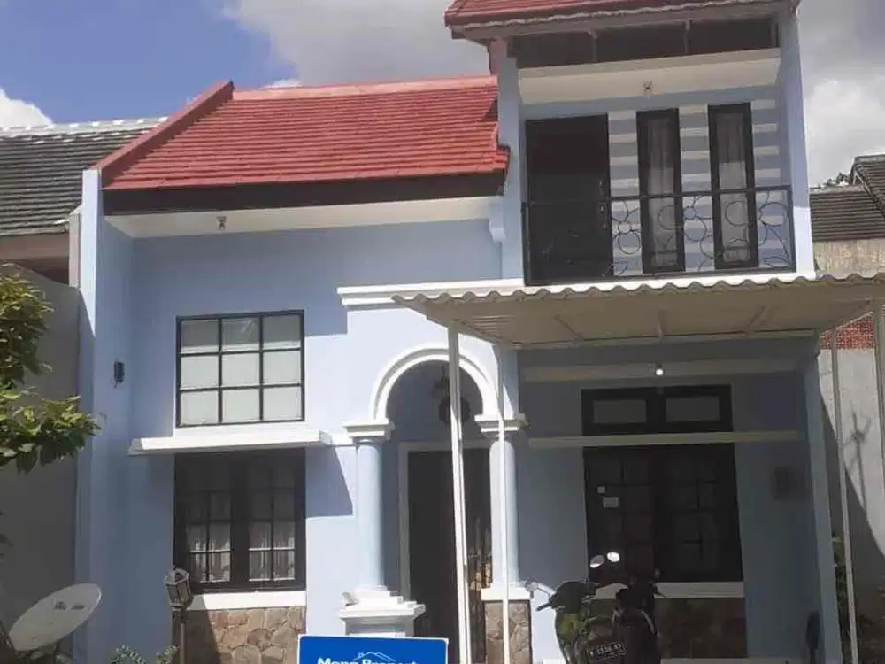 Rumah minimalis Kota Wisata cibubur