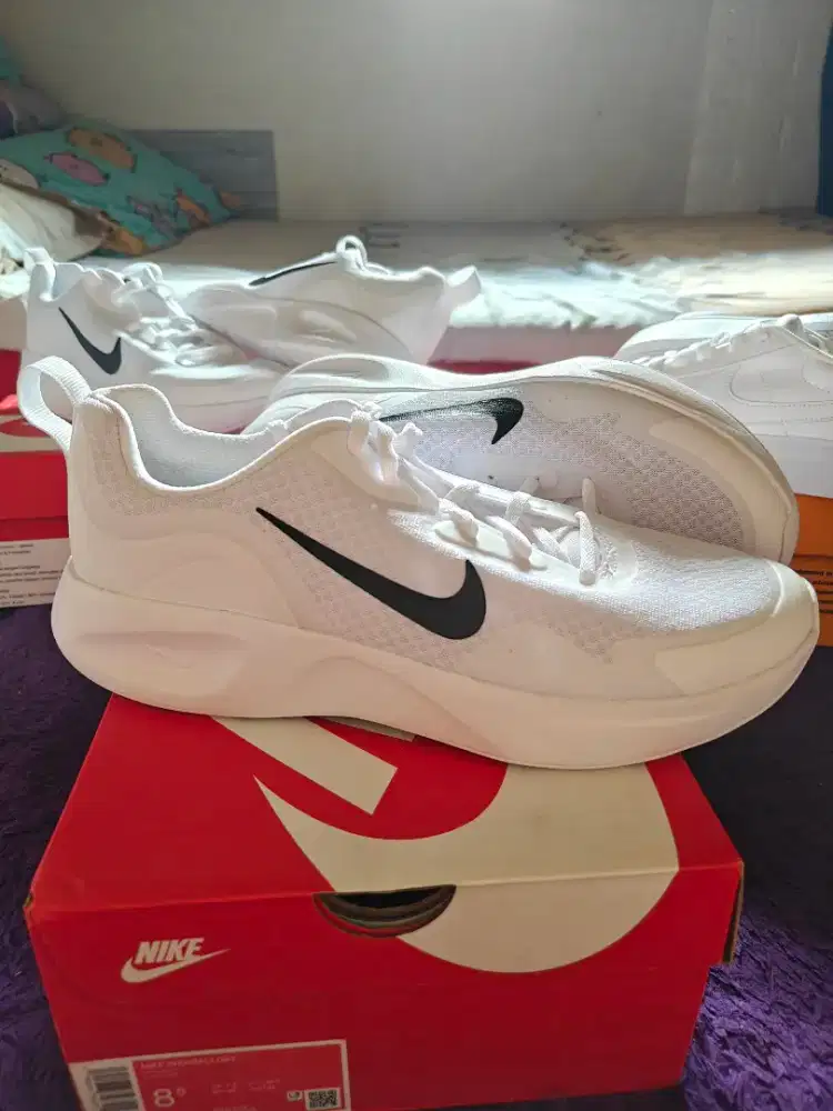 Sepatu nike ori