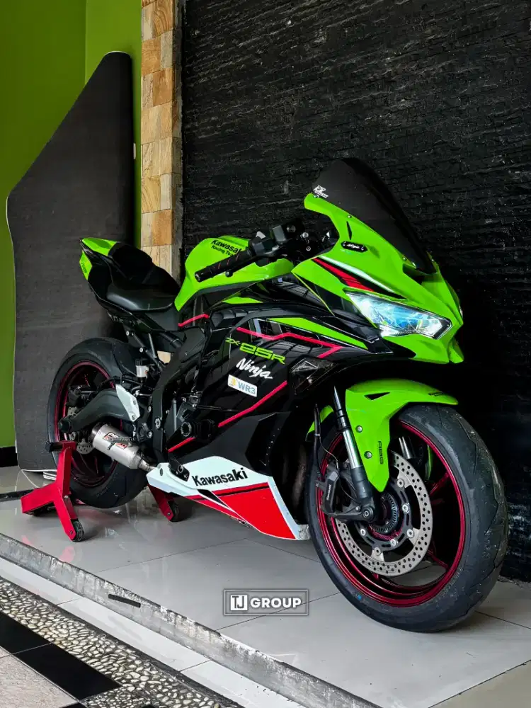 FOR SALE!! Kawasaki ZX25R ABS Special Edition KRT 2022