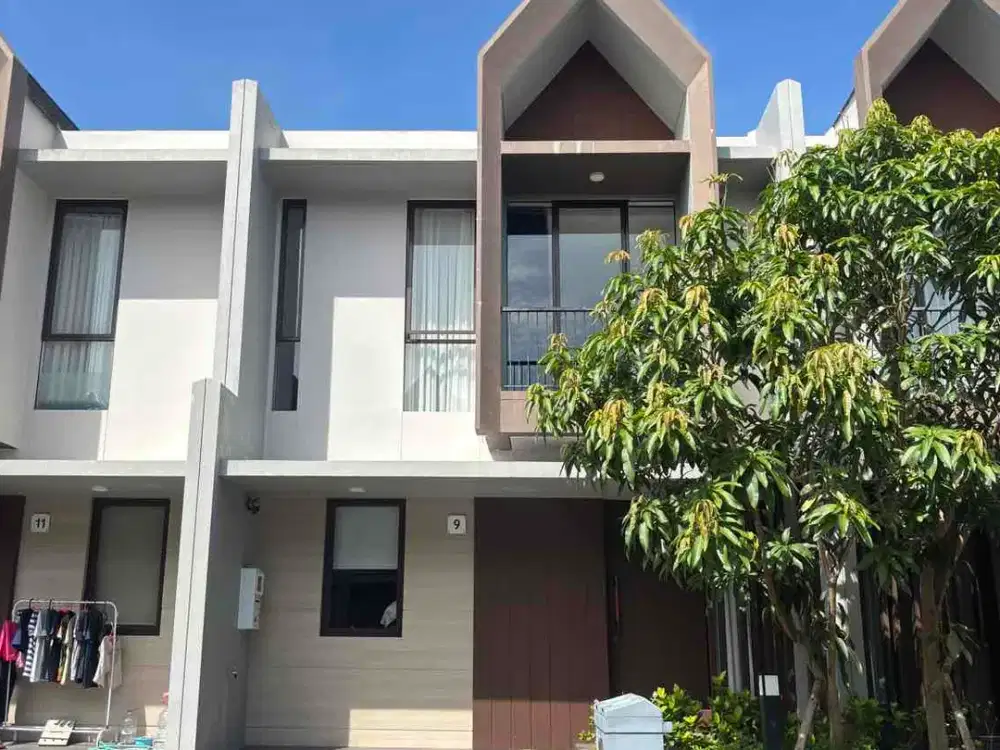 Rumah 2 lantai dijual cepat di summarecoj mutiara makassar