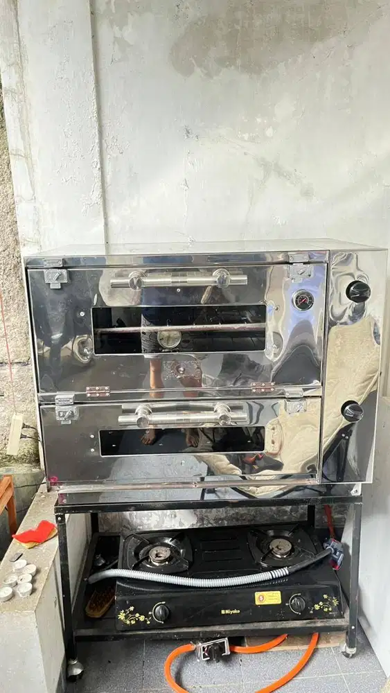 OVEN DECK GAS 2 TINGKAT – KONDISI MULUS & SIAP PAKAI