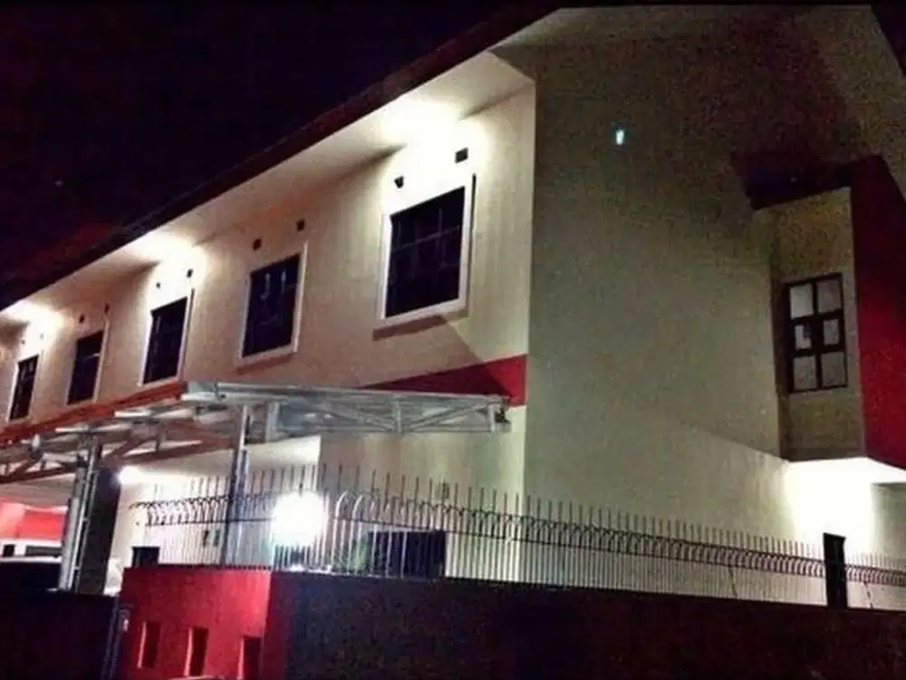 Kos mewah 20 kamar puri jatinangor