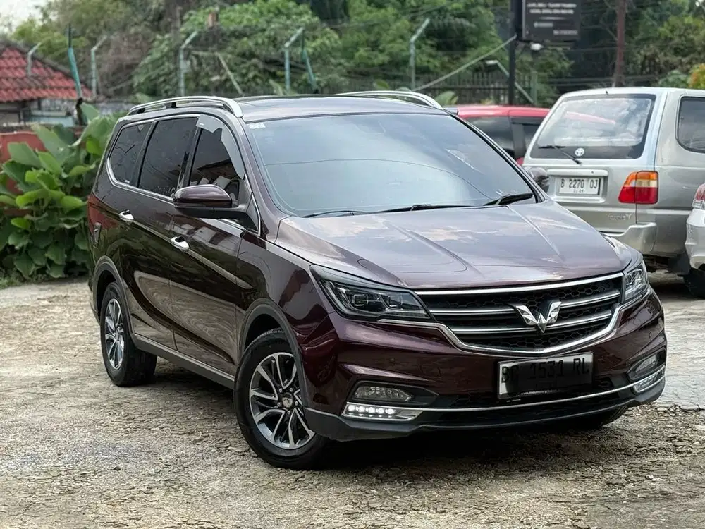 TERMURAH NYAMAN WULING CORTEZ 1.8 Luxury matic 2018 km 40rban