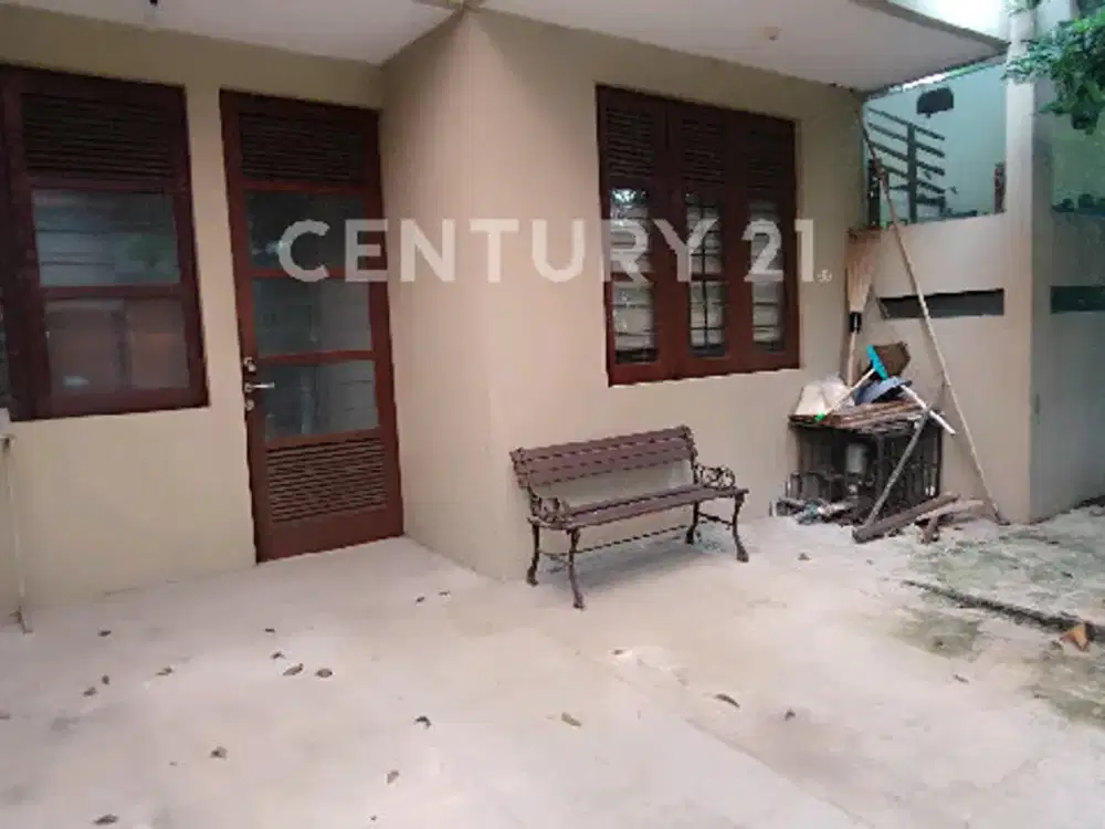 Rumah Cantik Dijual Di Komplek Mewah Di BSD Lama
