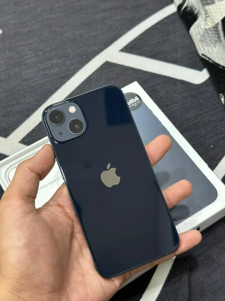 iPhone 13 256Gb iBox