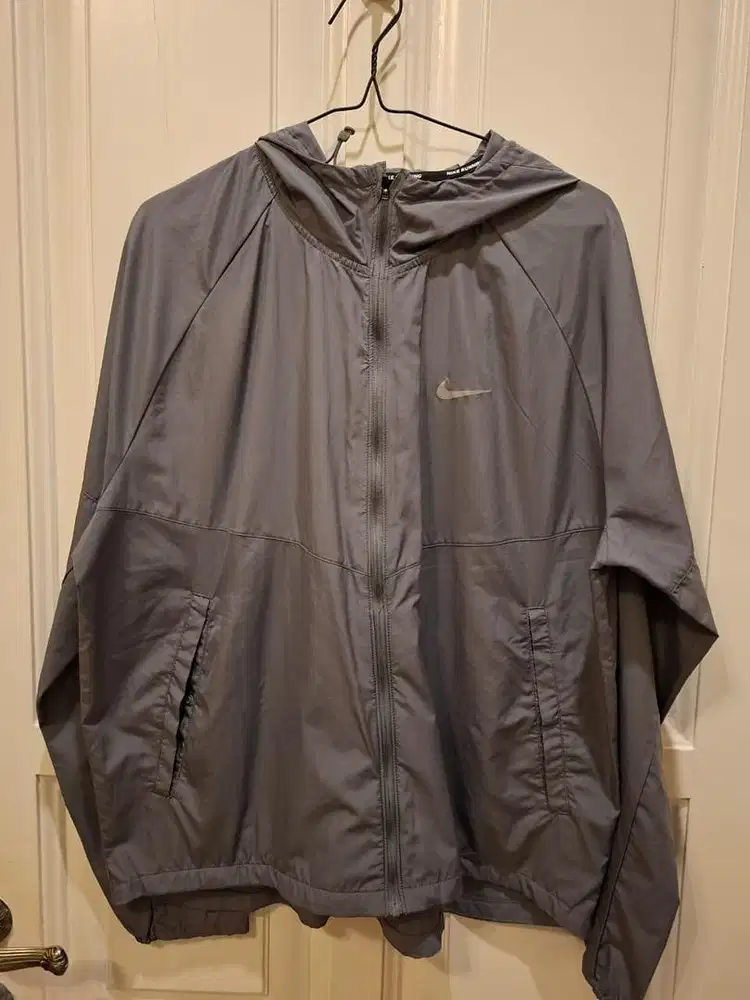 nike running windbreaker jacket original