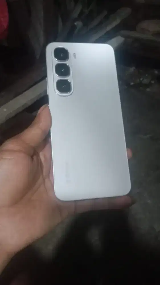 Jual hp infinix hot 60i hp+casan tanpa dus