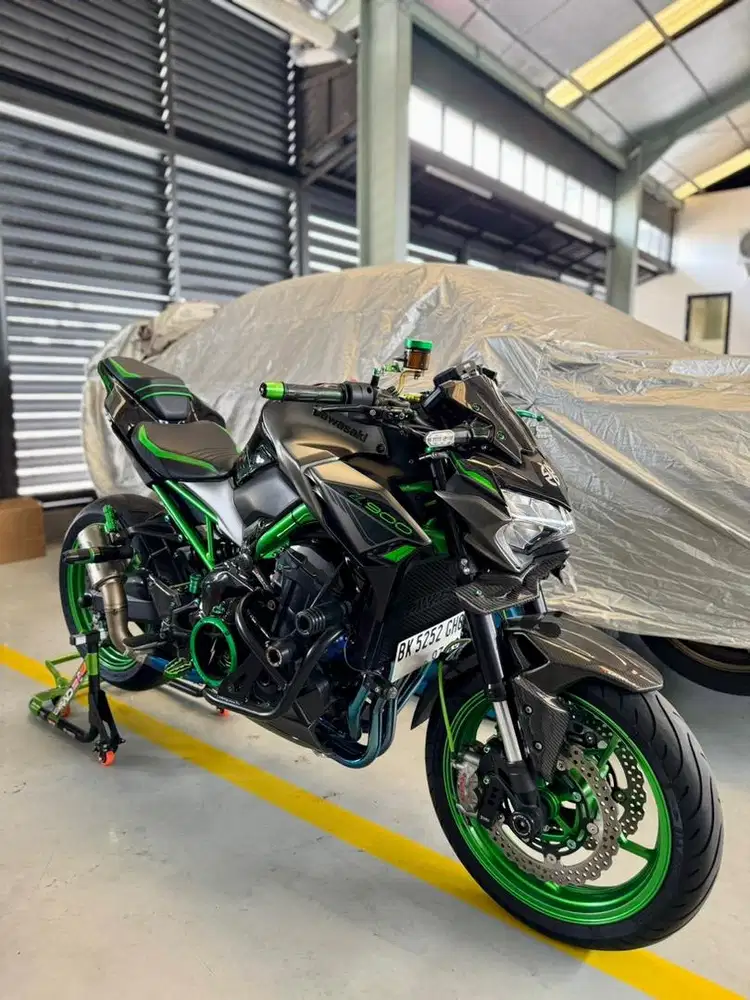 For Sale Kawasaki Z900 Full Modifikasi Hedon (low km)300