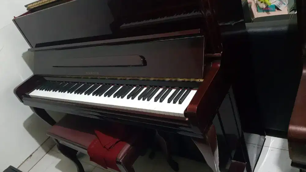 Piano Samick Second