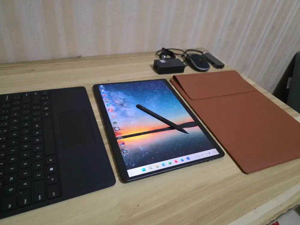 Laptop Surface Pro 8 i7 Ram 16gb ssd 1 TB Touch Full Bonus mrp spectre