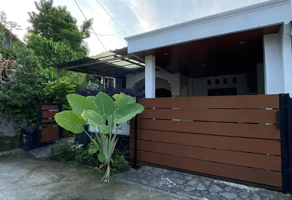 DIJUAL CEPAT RUMAH HOOK BONUS TANAH 40m