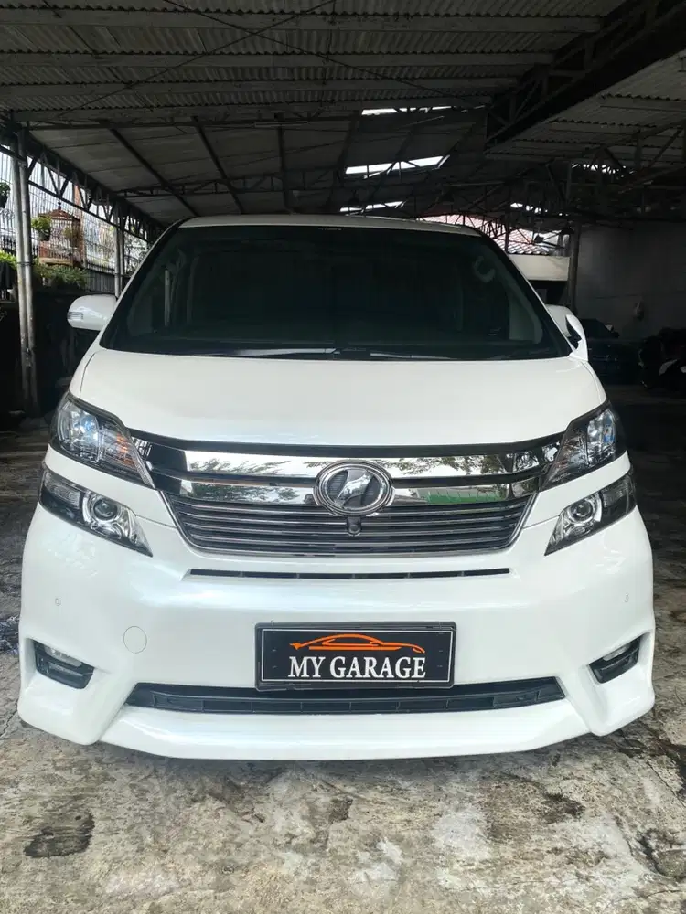 Vellfire Z Premium Sound 2011 Putih km 70.000 Full Original