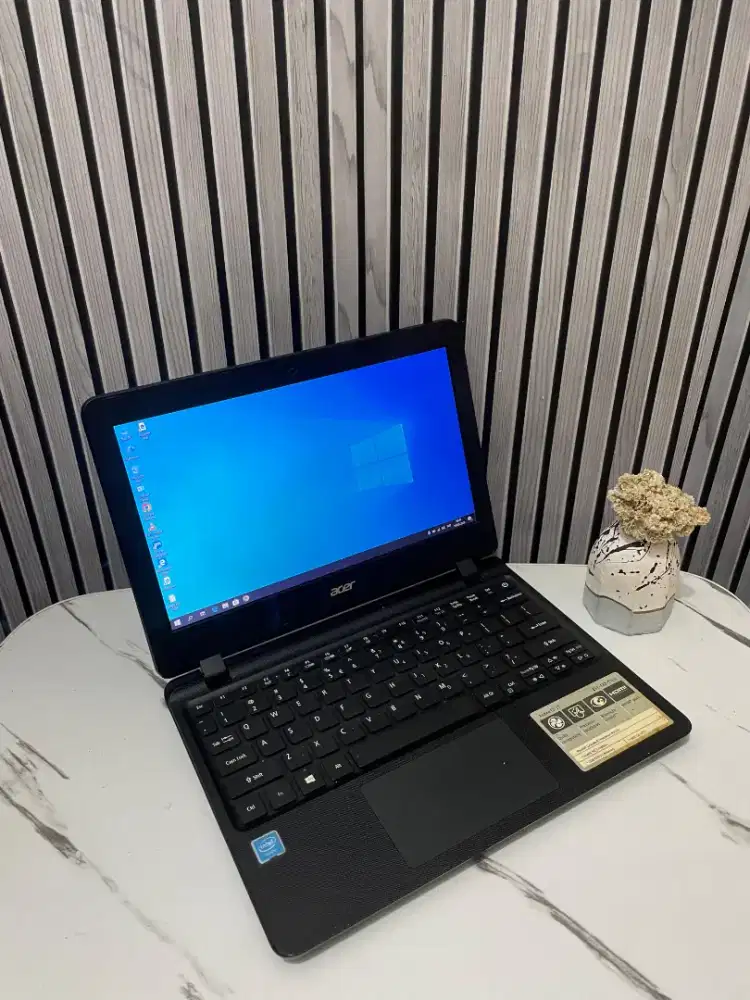 Acer Aspire ES1-132 Celeron (12inch)Ram4Gb/Hdd500Gb