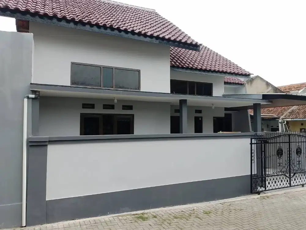 Rumah Disewakan dengan full furnish