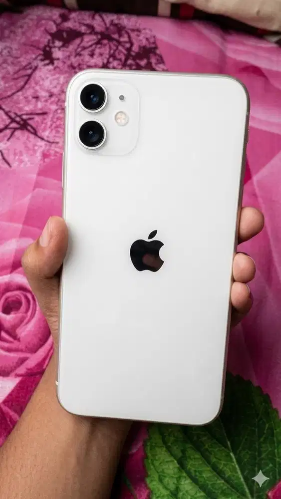 WTS: iPhone 11 128GB White - Eks Resmi Indonesia (MAP)
