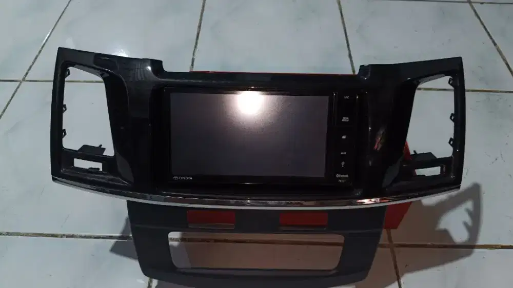Head unit ori fortuner 2014