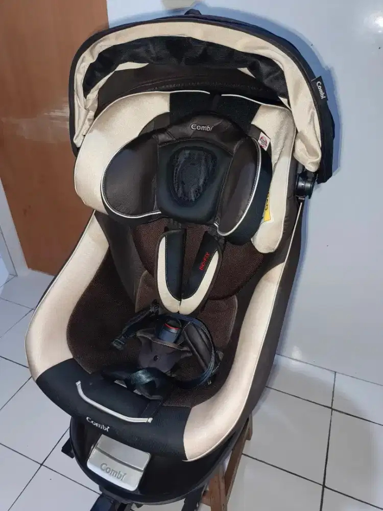 Car seat combi neroom cradling 360