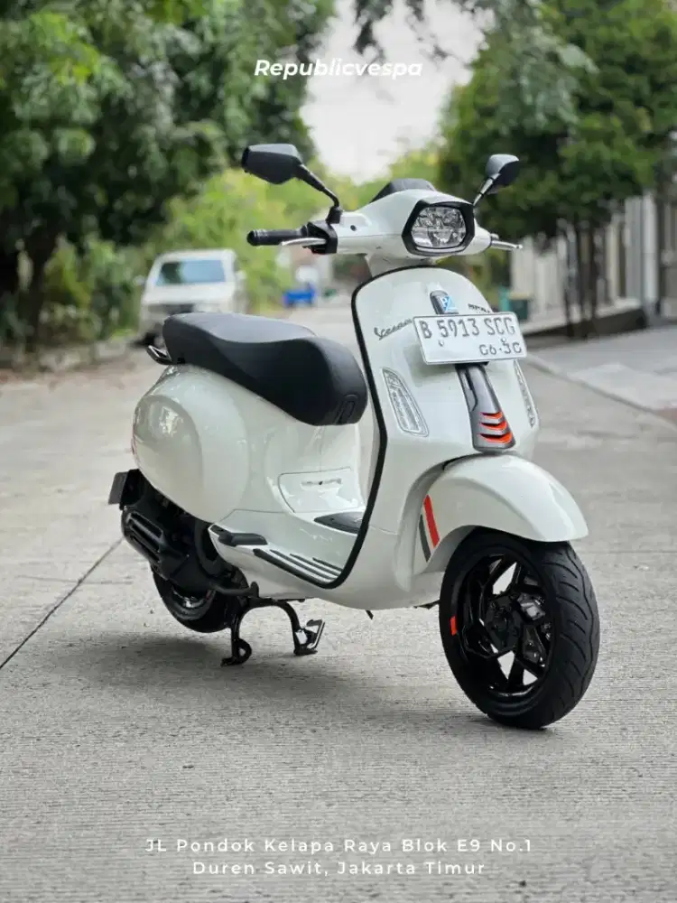 VESPA SPRINT S NEW MODEL 150 IGET ABS LED THN 2025 LIKE NEW!