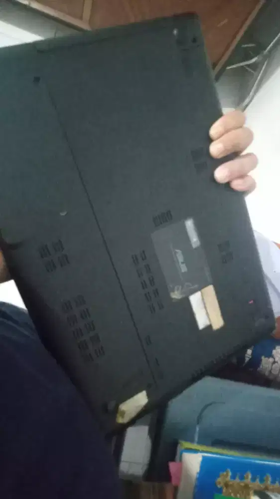 Laptop Asus Hitam Silver