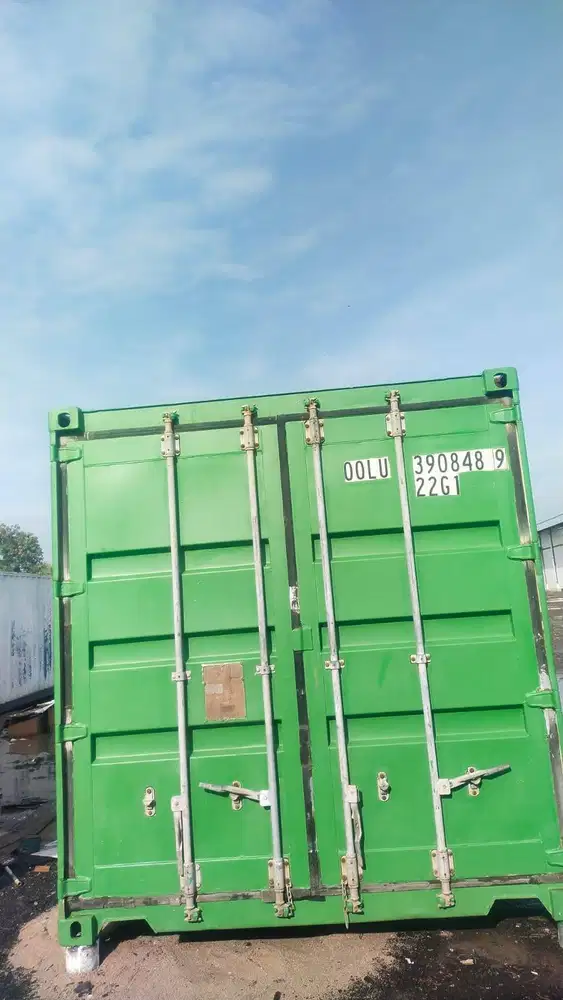 Container 10 feet Dry