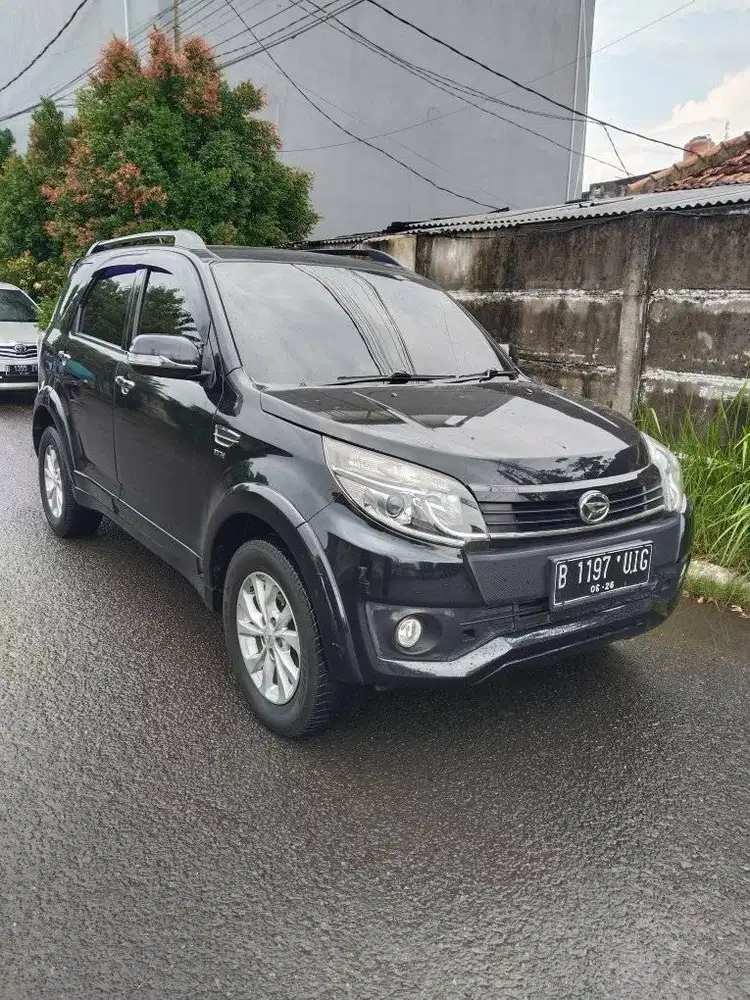 Terios R dlx Manual 2016 hitam ganteng