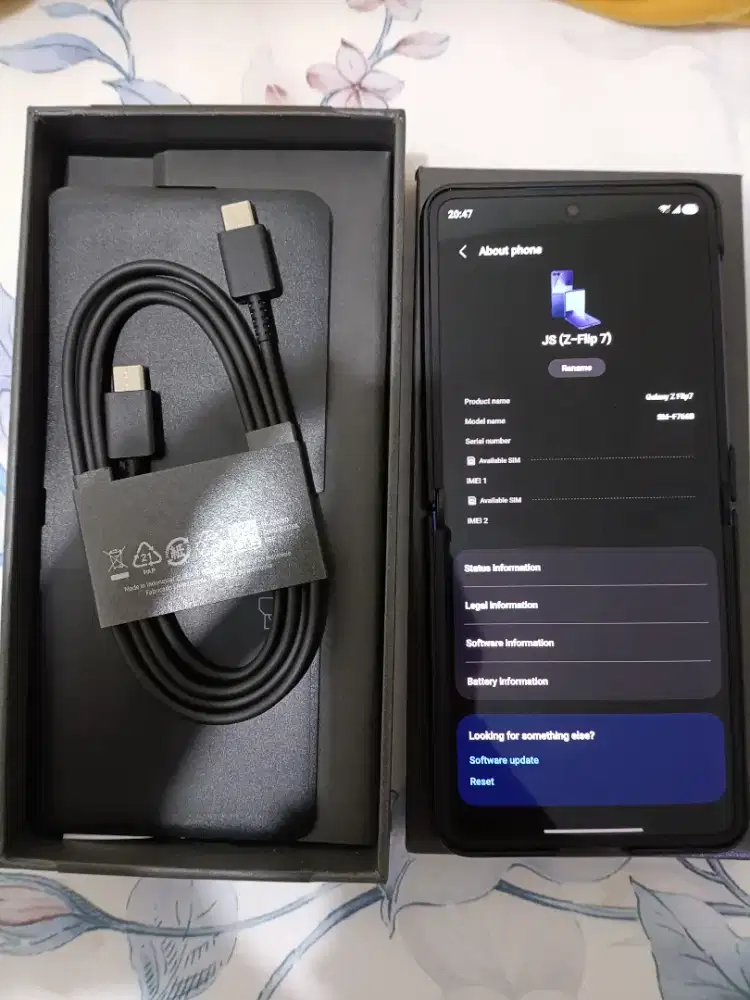 Samsung Z Flip 7 12/512