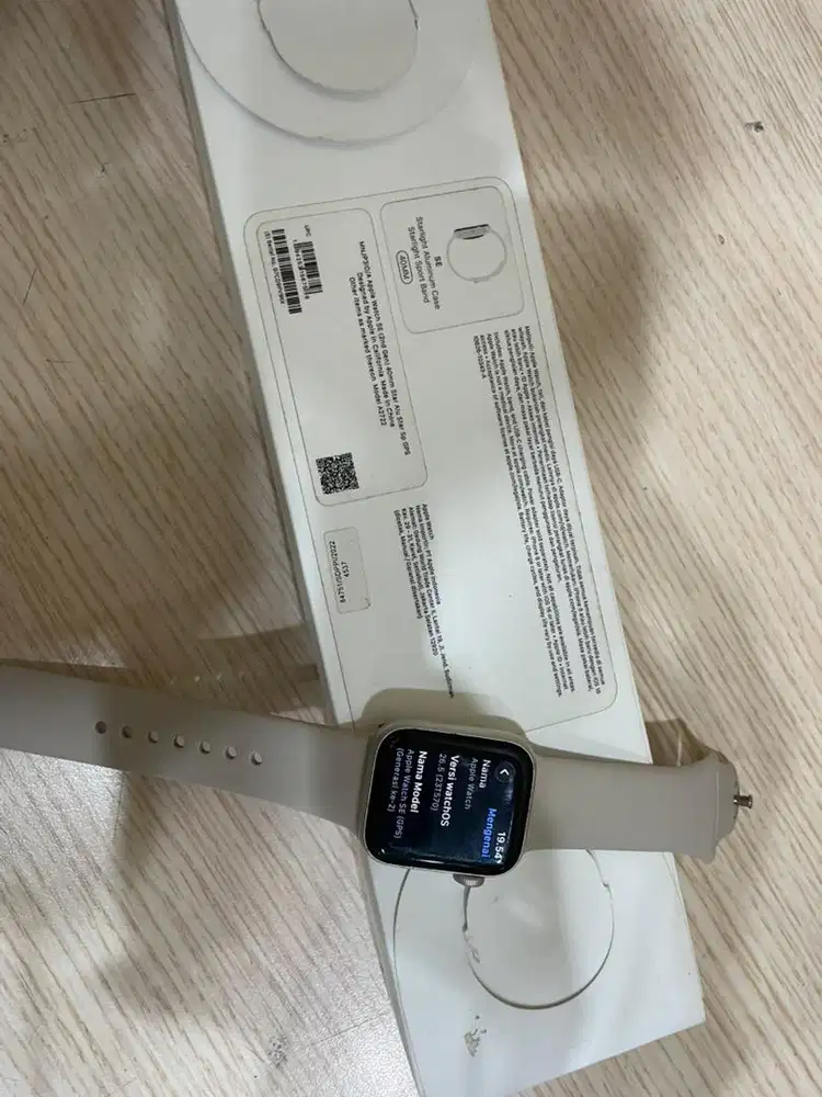 apple watch SE gen 2 ukuran 40mm resmi ibox