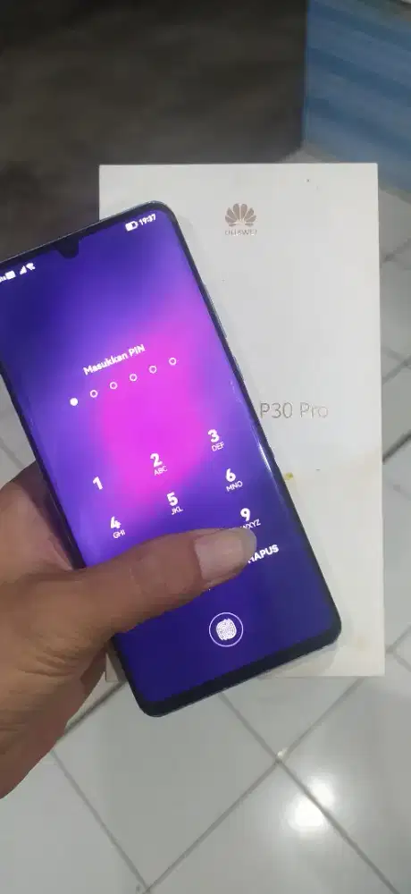 Huawei P30 pro
Ram 8/256
