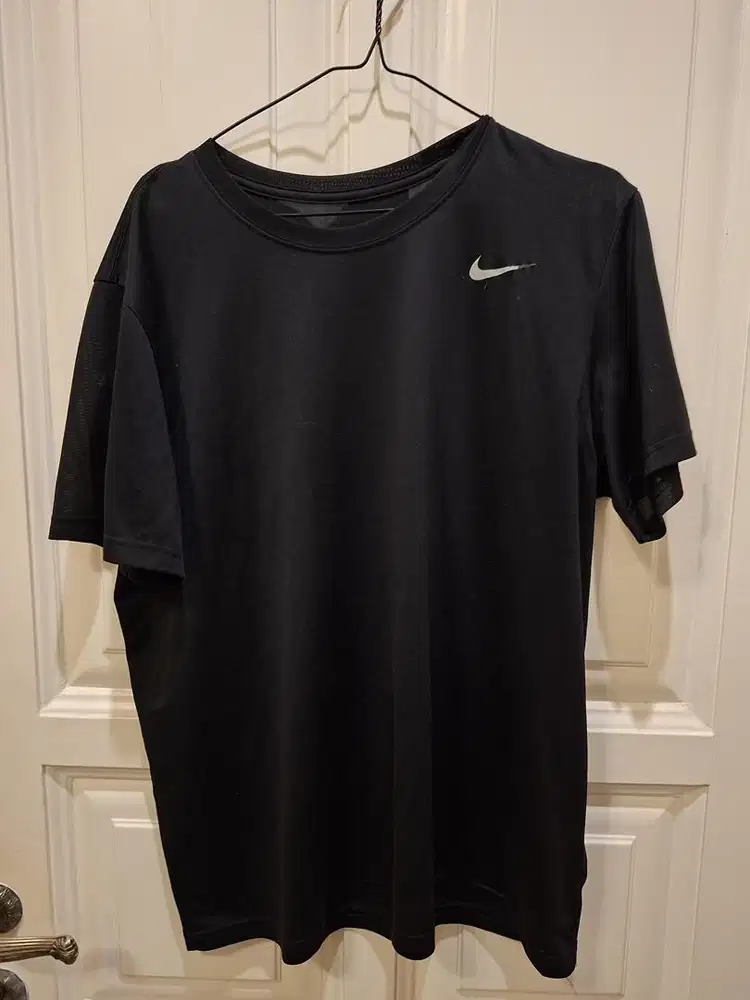 baju lari nike original