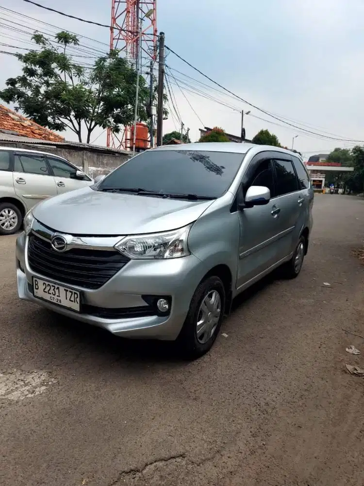 Xenia R Manual 2018 silver josss