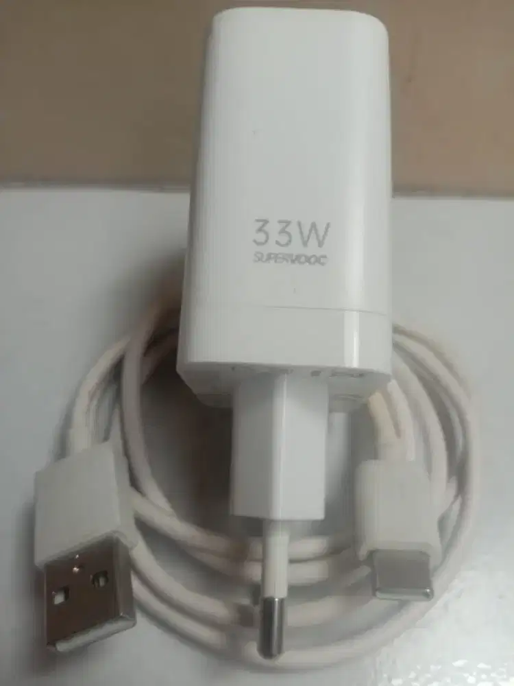 CHARGER BEKAS ASLI BAWAAN OPPO A77s, A57, A96 TIPE C