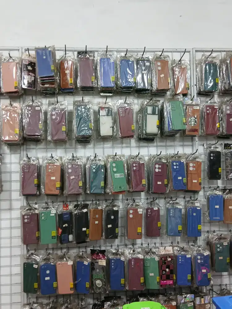 Dibutukan karyawan penjaga counter HP
