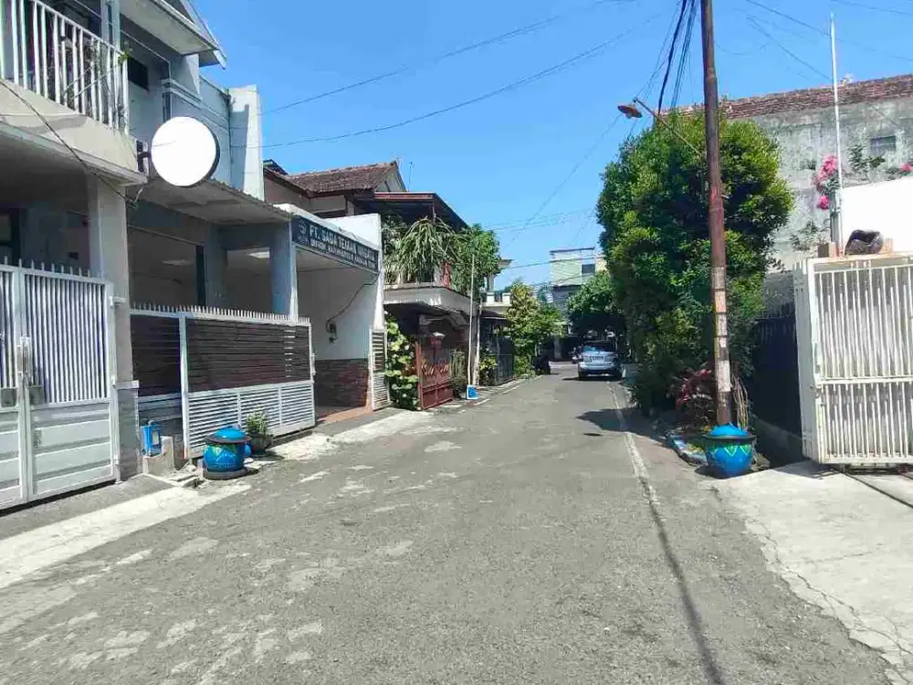 Tanah Langka Bunga Coklat Suhat