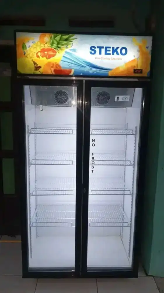 Jual showcase 2 pintu merek steko kapasitas 700 liter