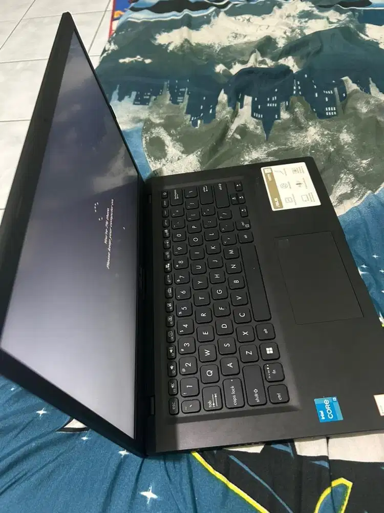 Permisi gan ane mau jual laptop