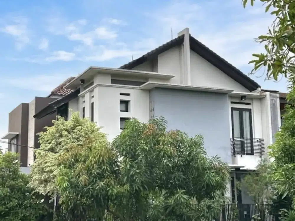 Dijual Rumah Cantik Posisi Hook di Sektor 5 Bintaro Jaya Tangsel GB-18296