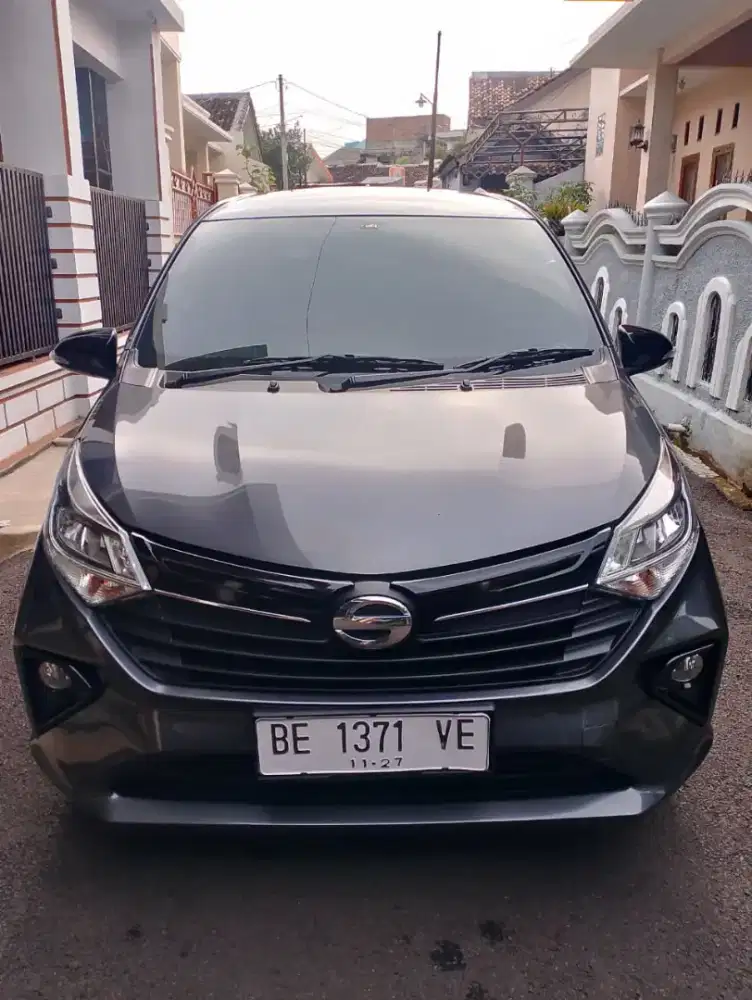 Sigra R 1.2 manual Thn 2022 warna Abu abu