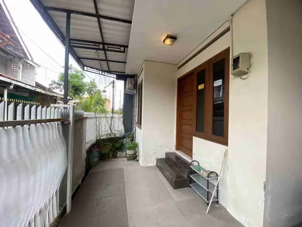 Rumah Full Furnished Di (jl. Damai) jl. Kaliurang km 8 Dekat PLN Banteng, Kampus UGM Dan Pusat Kota