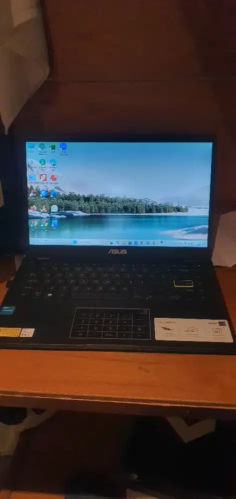 Laptop Asus vivobook_E410KA-FHD4821M