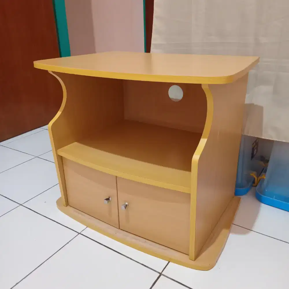 DIJUAL CEPAT Rak Meja TV 21 Inch