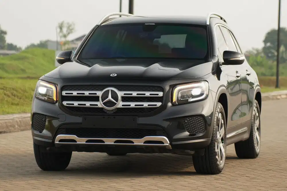 Baby G-Wagon! Mercedes Benz GLB200 1.3 Progressive Line 2021 gla200 x3
