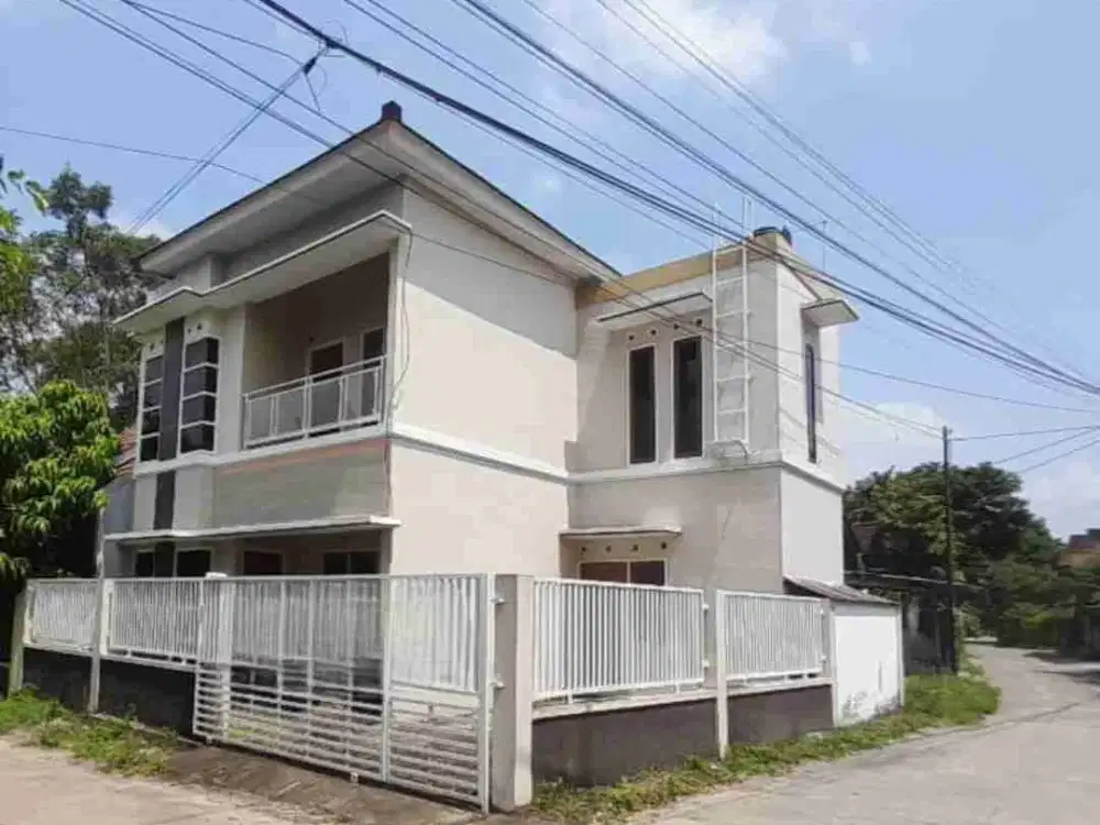 Rumah Baru 2 Lantai Di Maguwoharjo Dekat Jogjabay