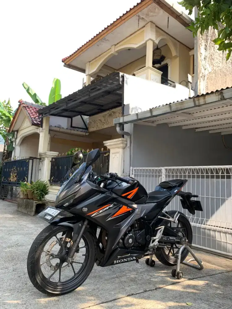HONDA CBR 150 R 2019 KM 13 RB PERAK